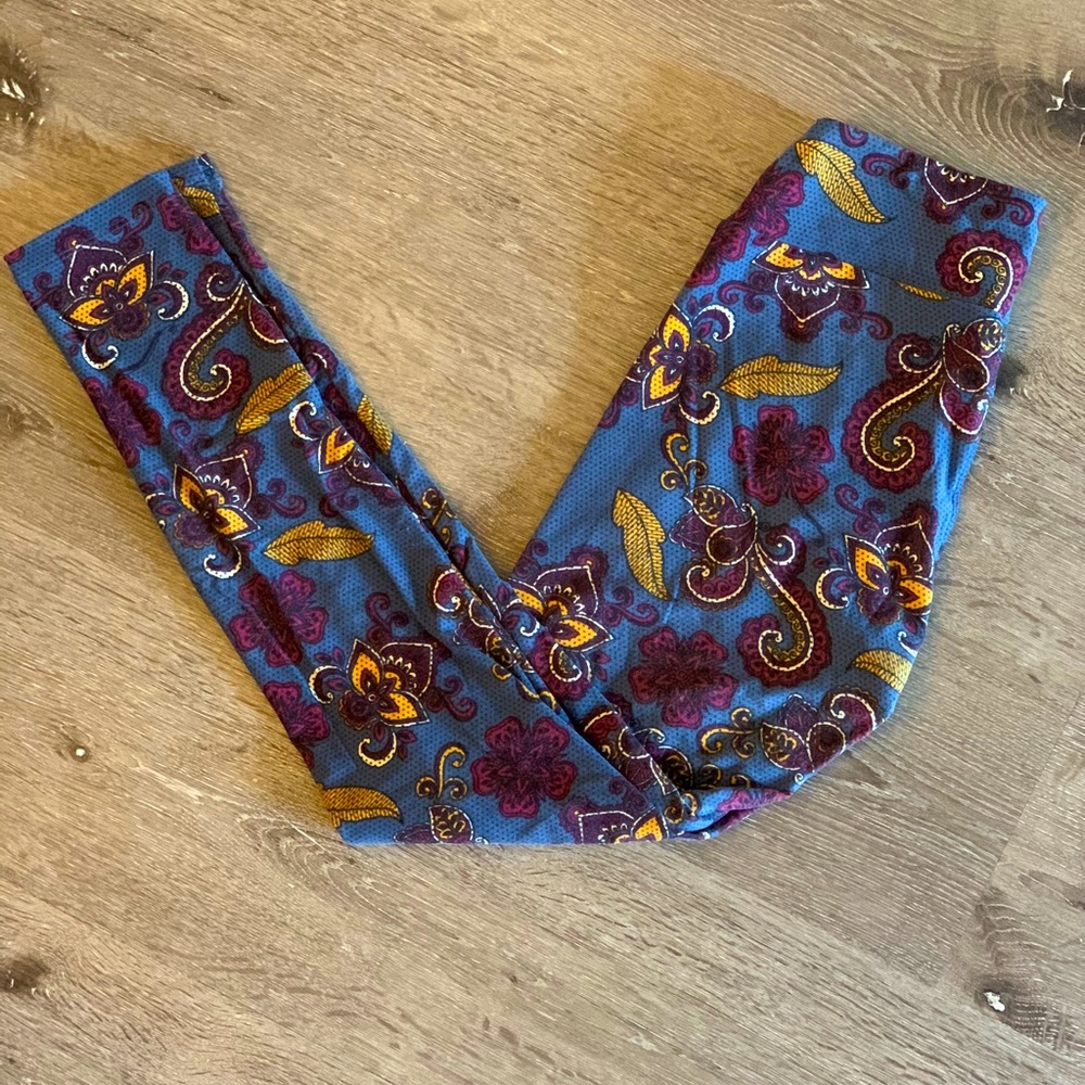 LulaRoe Leggings OS